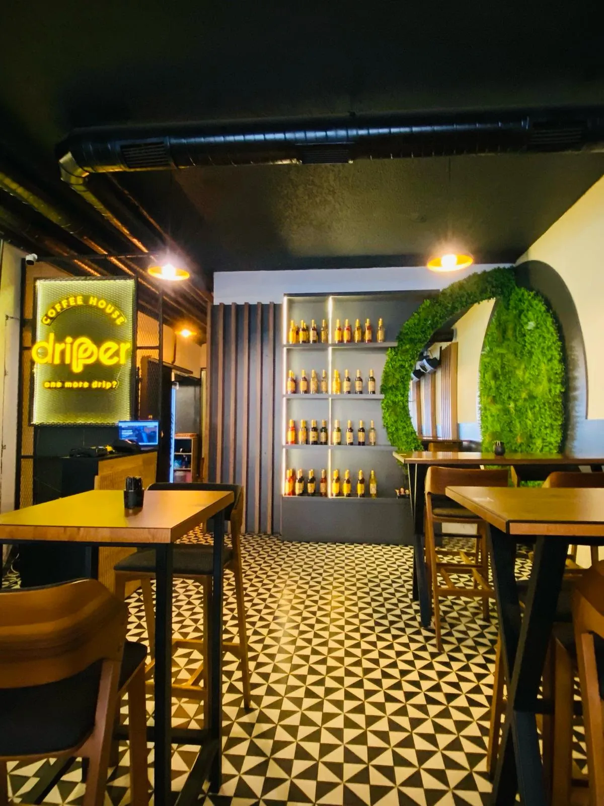 Kafe İç Mekan 2